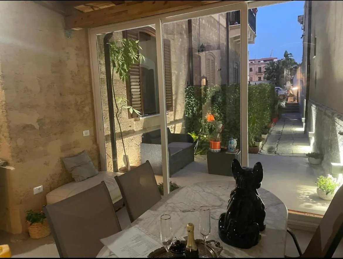 Holiday home Charming Villa Di Gregorio Palermo Italy