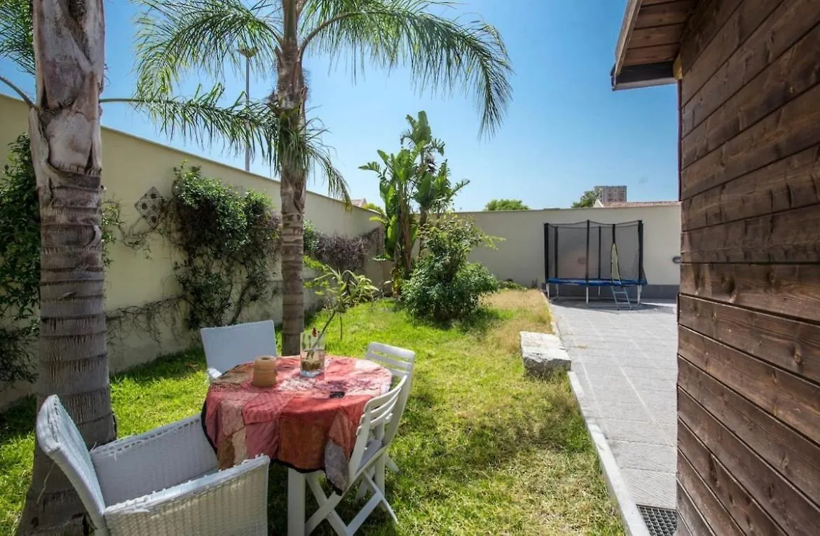 Charming Villa Di Gregorio Palermo 0*,
