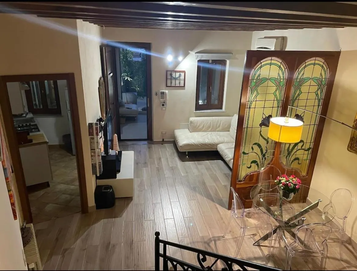 Charming Villa Di Gregorio Palermo Italy
